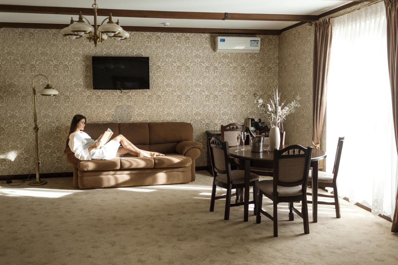 Gasthaus & Spa Bukovel Ngoại thất bức ảnh