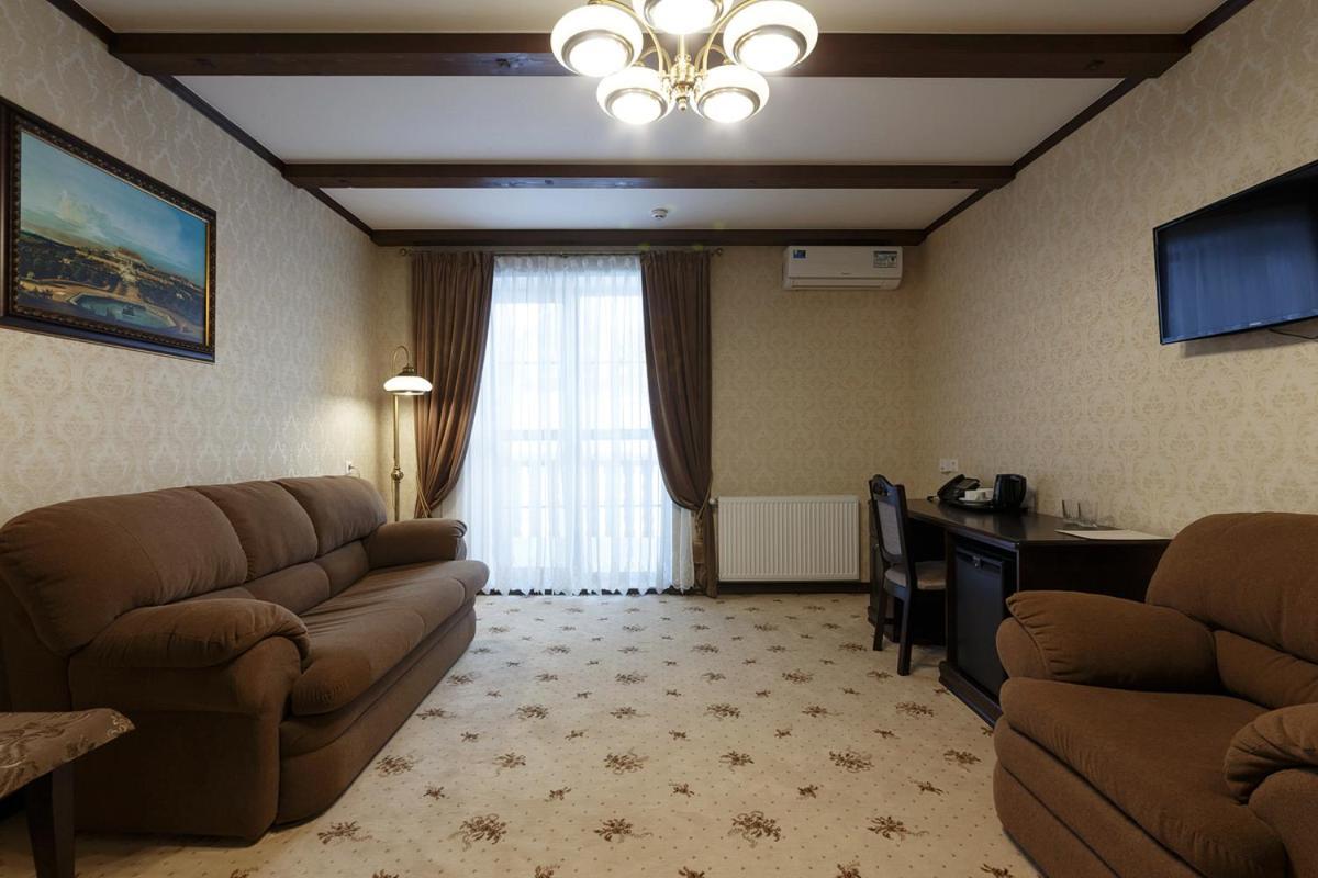 Gasthaus & Spa Bukovel Ngoại thất bức ảnh