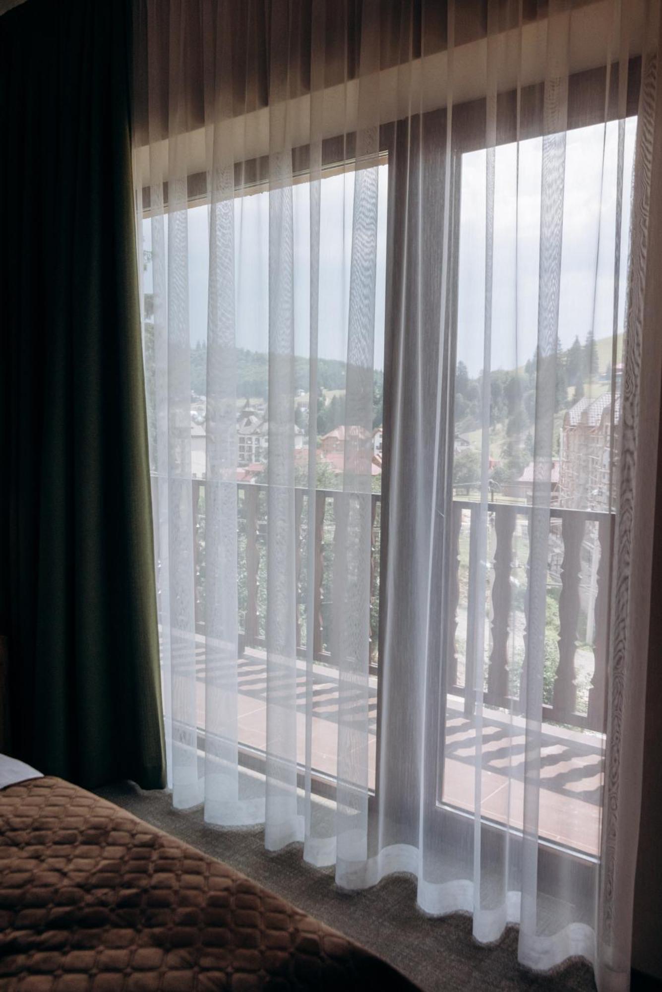 Gasthaus & Spa Bukovel Ngoại thất bức ảnh